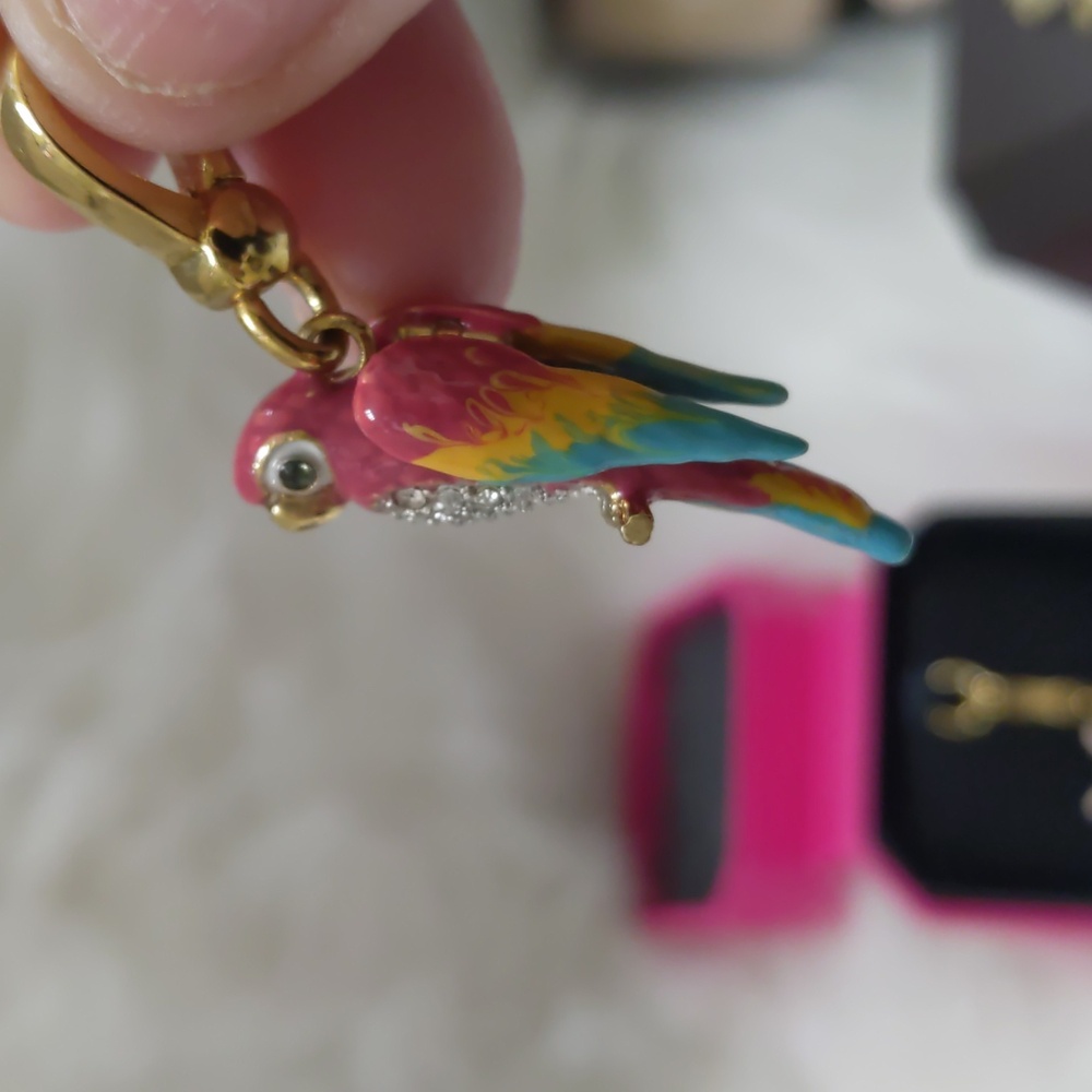 Rare Juicy Couture Macaw Charm - Picture 2 of 7